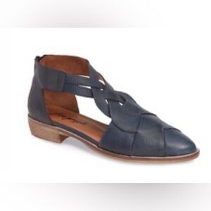 Free Prople Boho Leather Wanderlust Braided T-Strap Flats Blue Size 7 New